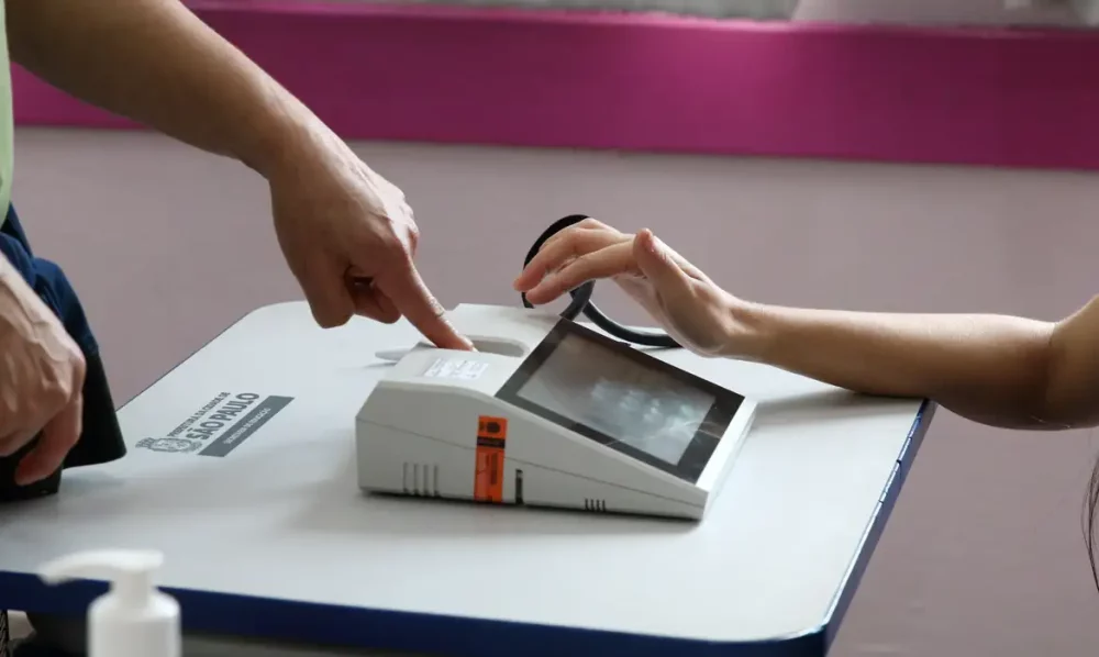 Imagem referente a Eleitor sem biometria pode votar no segundo turno das eleições