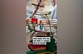 Padre morre após ser atingido por cruz durante missa no Equador; veja o vídeo
