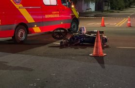 Com moto furtada homem se envolve em grave acidente de trânsito no Centro de Cascavel