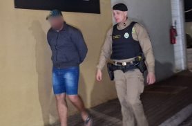 Homem é conduzido à delegacia após ameaçar companheira no interior de Boa Vista da Aparecida