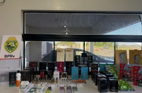 ROTAM apreende anabolizantes, medicamentos para emagrecimento e eletrônicos na PR-323