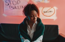 Dia Mundial de Combate ao Bullying alerta para sinais de violência que muitas vezes passam despercebidos