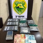 Imagem relativa a Polícia prende dois homens e apreende adolescente por tráfico de drogas no bairro Bela Vista
