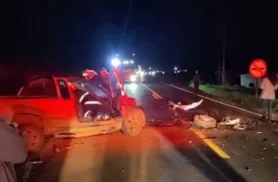 Carro da Prefeitura e camionete colidem na PR-158 em Chopinzinho; quatro ficam gravemente feridos