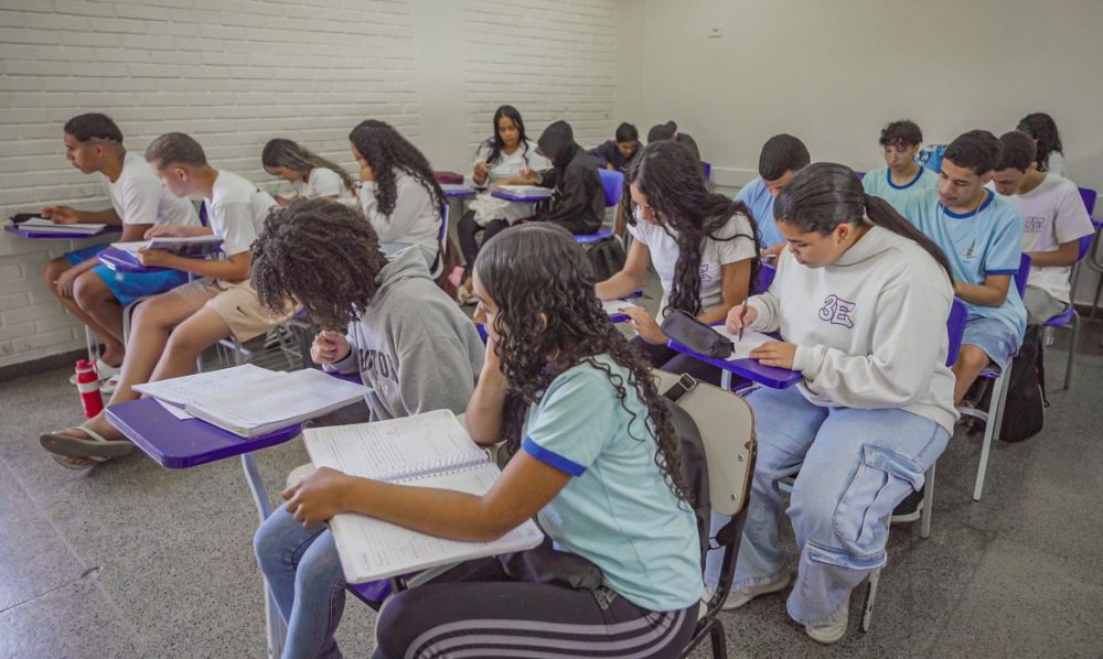Imagem referente a Estudantes de escolas públicas querem ensino e aprendizagem melhores