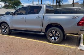 Homem de 55 anos é detido com Hilux de chassi adulterado após abordagem da PM