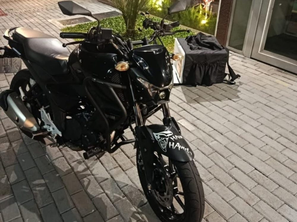 Imagem referente a Motocicleta é furtada enquanto proprietário assistia a circo com a família em Cascavel
