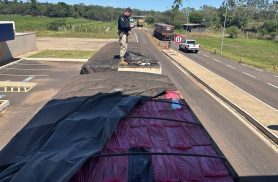 PRF apreende 600 mil maços de cigarros contrabandeados na BR-487 em Alto Paraíso