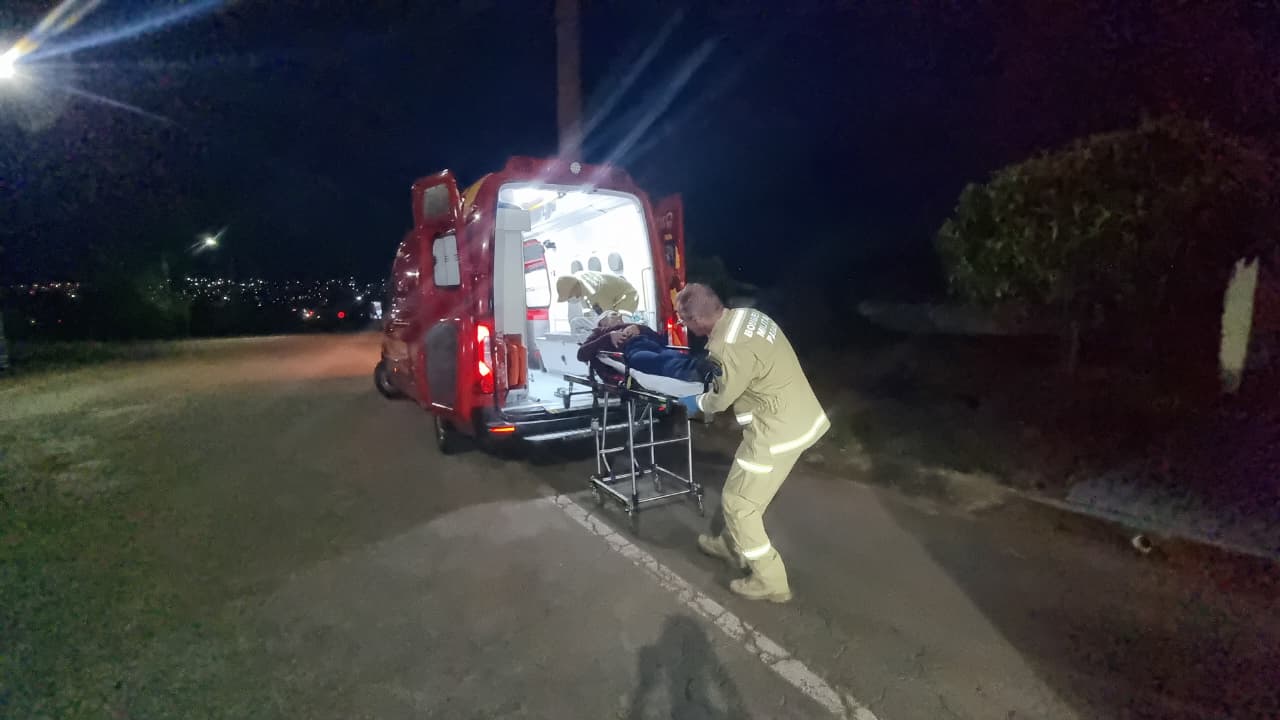 Mulher fica ferida após cair dentro de ônibus do transporte público em Cascavel