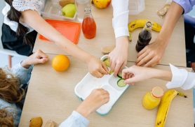 Merenda não é só para matar a fome: Dia Nacional da Alimentação na Escola destaca saúde e aprendizagem Merenda não é só para matar a fome: Dia Nacional da Alimentação na Escola destaca saúde e aprendizagem