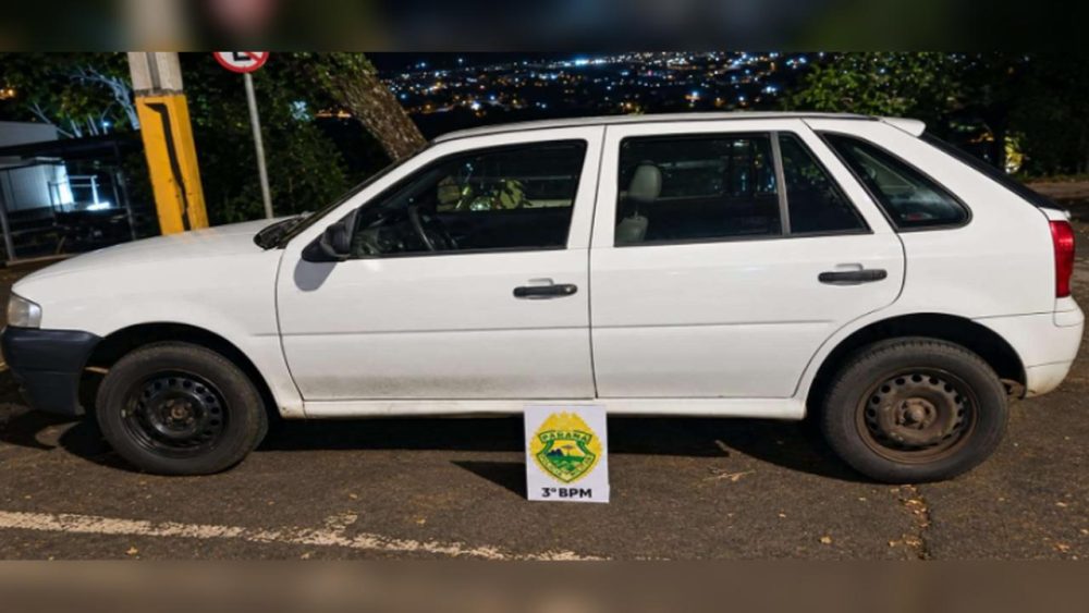 Imagem referente a VW Gol com licenciamento vencido desde 2020 é recolhido pela PM em Pato Branco
