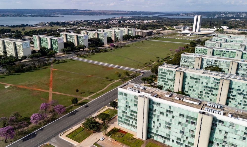 Imagem referente a Entidades divulgam manifesto pela valorização do serviço público