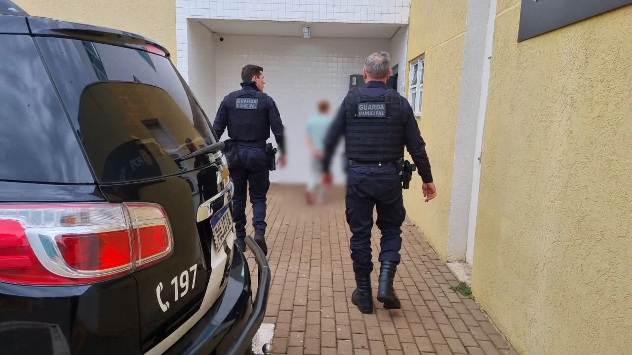 GM rastreia celular furtado em unidade de saúde e mãe é encaminha por crime cometido pelo filho