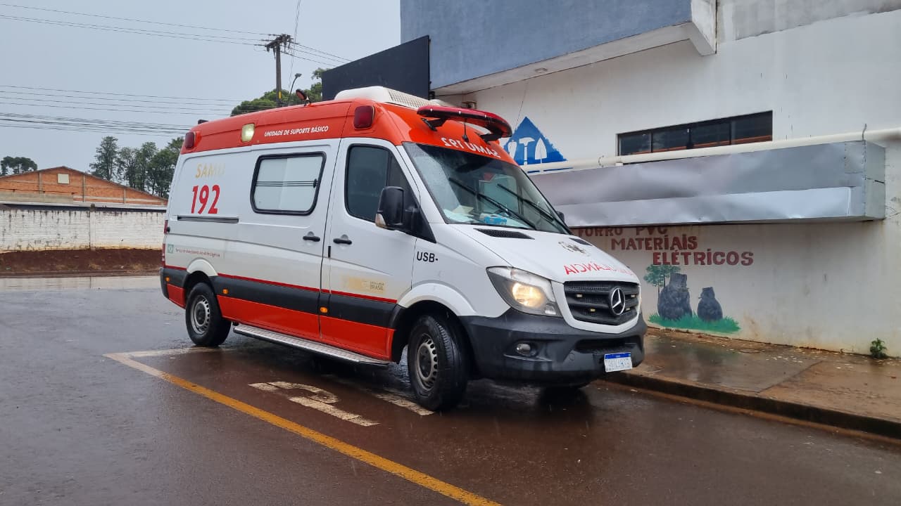Queda de homem na Rua Cumbica mobiliza socorro até o bairro Santos Dumont