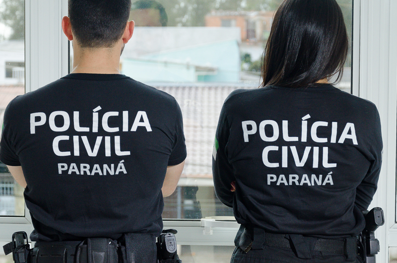 Polícia prende homem investigado por homicídio em Curitiba Imagem referente a Polícia prende homem investigado por homicídio em Curitiba
