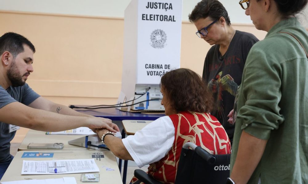 Imagem referente a Primeiro turno contou com 43% mais eleitores de ao menos 70 anos