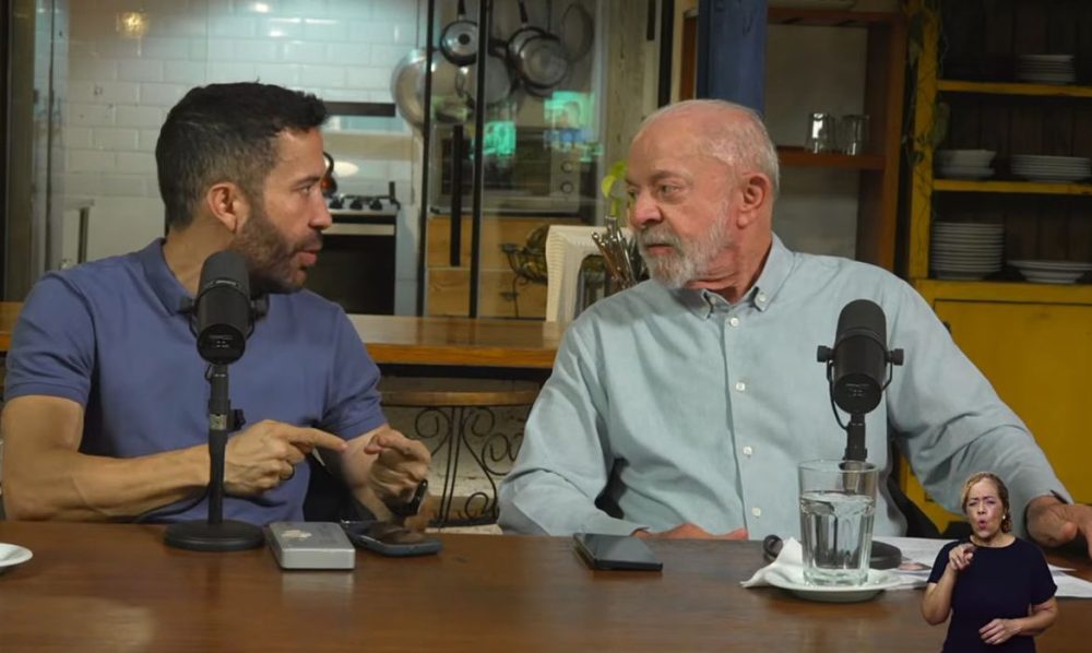 Imagem referente a Lula participa de live do “exército” e estimula ida de idosos às urnas