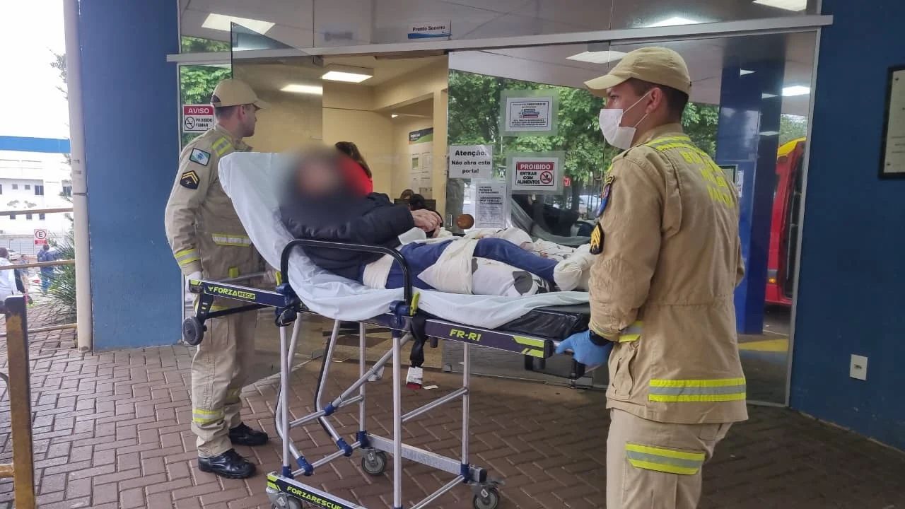 Idosa de 90 anos é levada ao HUOP após acidente em área rural