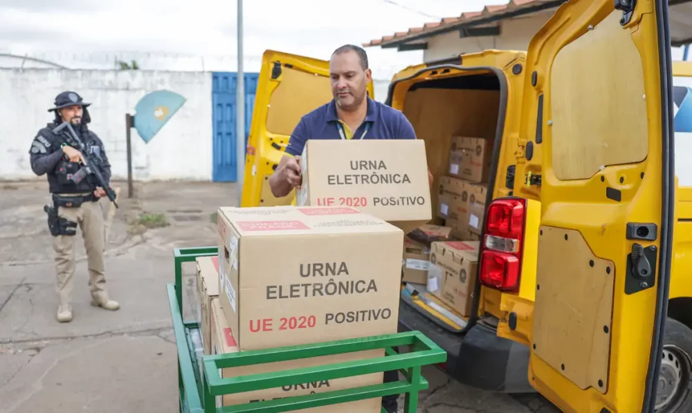 Imagem referente a Forças Armadas mobilizam 25 mil militares para o segundo turno