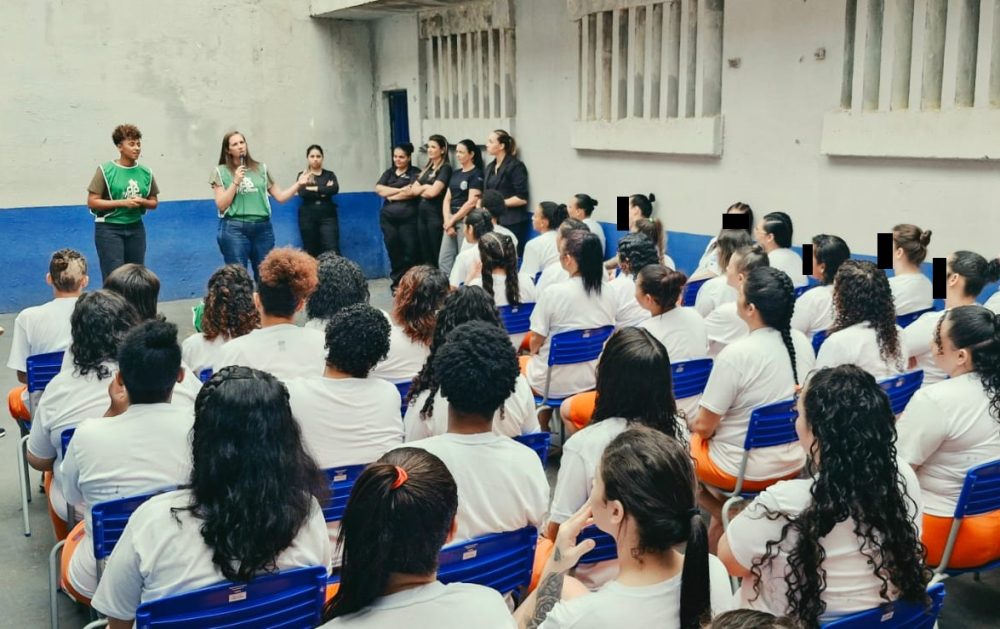 Pastoras estadunidenses visitam Cadeia Feminina de Alto Paraná Imagem referente a Pastoras estadunidenses visitam Cadeia Feminina de Alto Paraná
