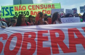 Caso Ana Clara: ativistas protestam no TSE contra decisão de Mendonça