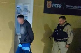Homem é abordado após bater Ômega durante fuga da PM em Cascavel
