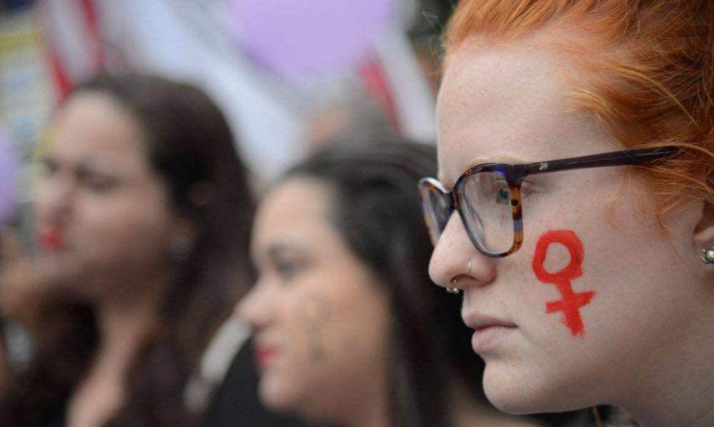 Imagem referente a BB capacitará funcionários para acolher mulheres em risco