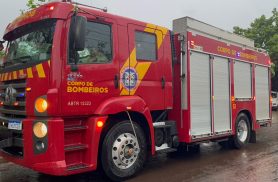 Suposto princípio de incêndio em padrão de energia mobiliza Bombeiros