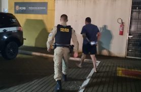 Homem é preso após agredir mulher com mangueira em Braganey