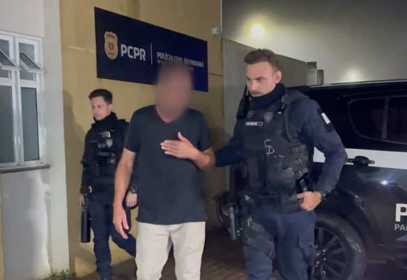 Motorista é levado à delegacia após Transitar identificar restrição em veículo no bairro Neva
