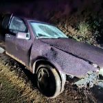 Imagem relativa a Fiat Tempra se envolve em sinistro na PR-472 e deixa três pessoas feridas