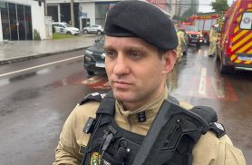 Capitão da PM orienta motoristas a redobrar cuidados no trânsito durante eleições em Cascavel Capitão da PM orienta motoristas a redobrar cuidados no trânsito durante eleições em Cascavel