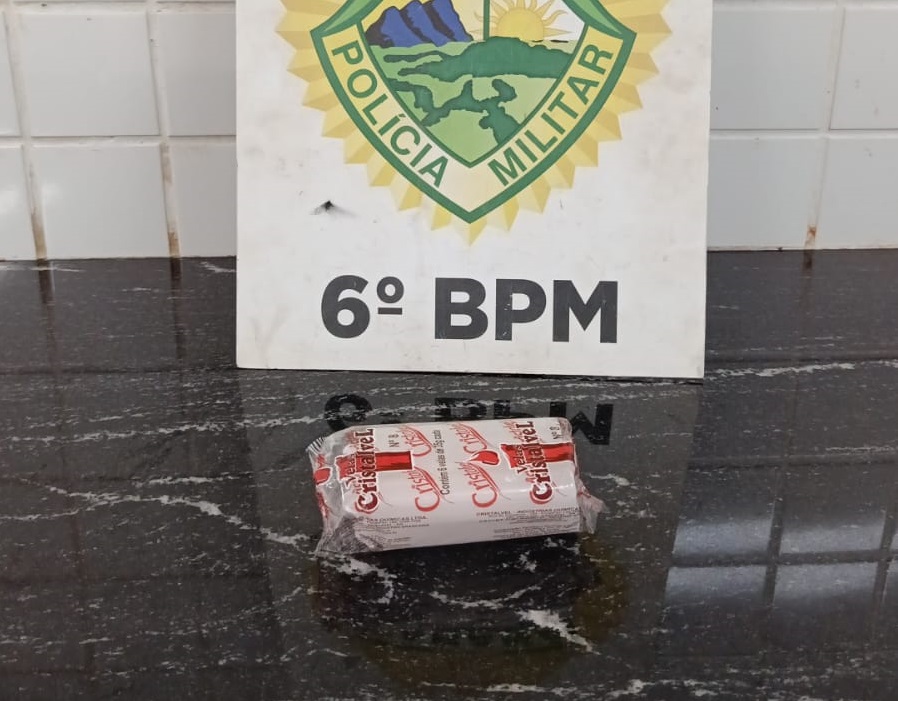 Imagem referente a Mulher é presa após furtar vela de supermercado no bairro Periolo, em Cascavel