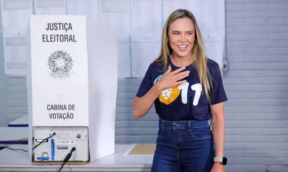 Imagem referente a Celina Leão é reeleita governadora do Distrito Federal