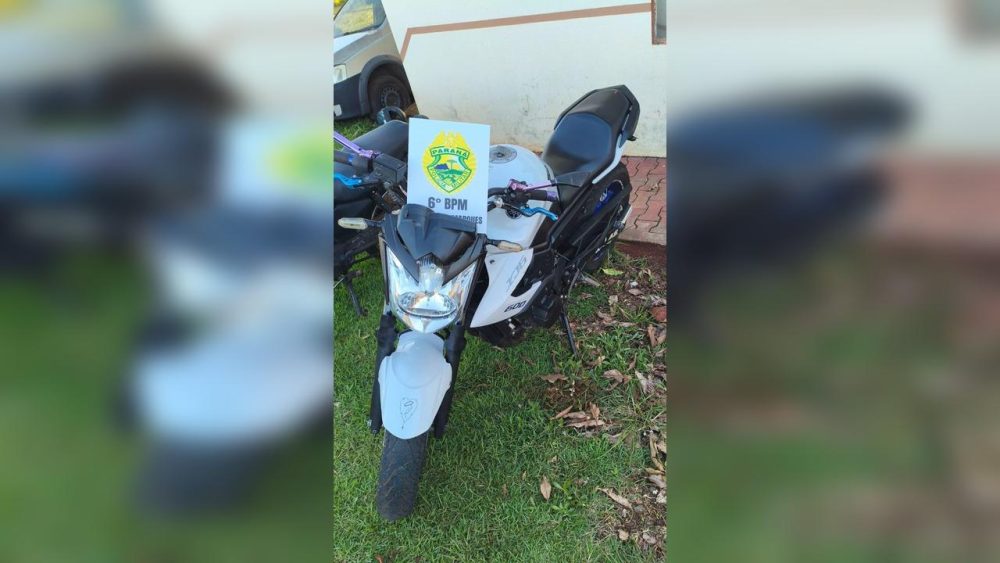 Motociclista sem habilitação é flagrado na Avenida Tibagi em Capitão Leônidas Marques Imagem referente a Motociclista sem habilitação é flagrado na Avenida Tibagi em Capitão Leônidas Marques