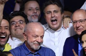 Nas redes sociais, líderes latino-americanos saúdam Lula pela vitória Nas redes sociais, líderes latino-americanos saúdam Lula pela vitória