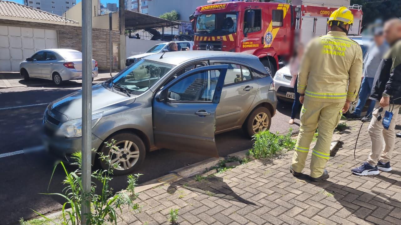 Susto no Centro de Cascavel: Carro trava sozinho com criança dentro