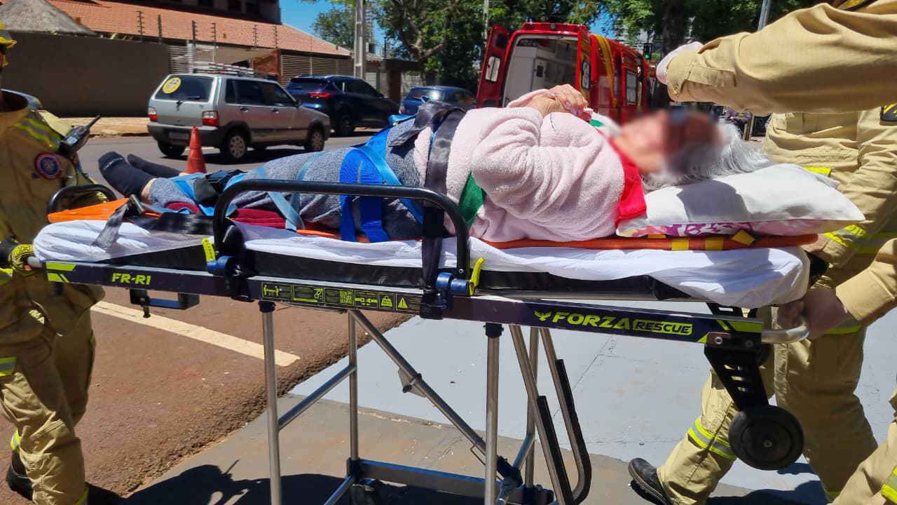 Idosa sofre queda em imóvel e tem suspeita de fratura no quadril em Cascavel