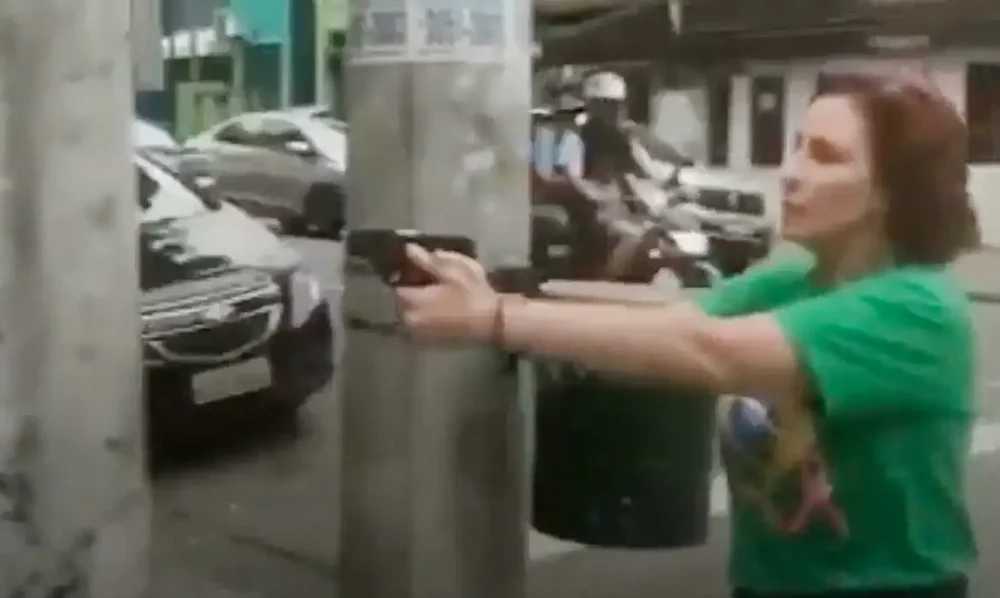 Imagem referente a Justiça italiana adia julgamento sobre extradição de Zambelli