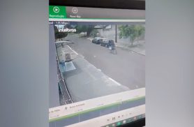 Câmera de segurança flagra furto de motocicleta Honda XR 200R no Universitário, em Cascavel Câmera de segurança flagra furto de motocicleta Honda XR 200R no Universitário, em Cascavel