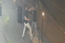 Novas imagens mostram momento em que homem tem pescoço cortado durante briga em Cascavel