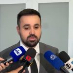 Gaeco cumpre mandados em Cascavel em investigação sobre facção que trocava drogas por assinaturas Imagem relativa a Gaeco cumpre mandados em Cascavel em investigação sobre facção que trocava drogas por assinaturas