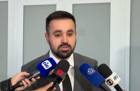 Gaeco cumpre mandados em Cascavel em investigação sobre facção que trocava drogas por assinaturas