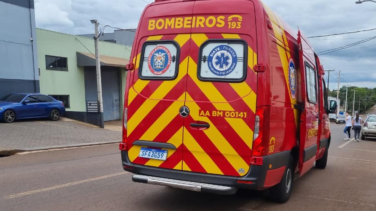 Homem cai de moto e fica ferido na Rua Rio da Paz