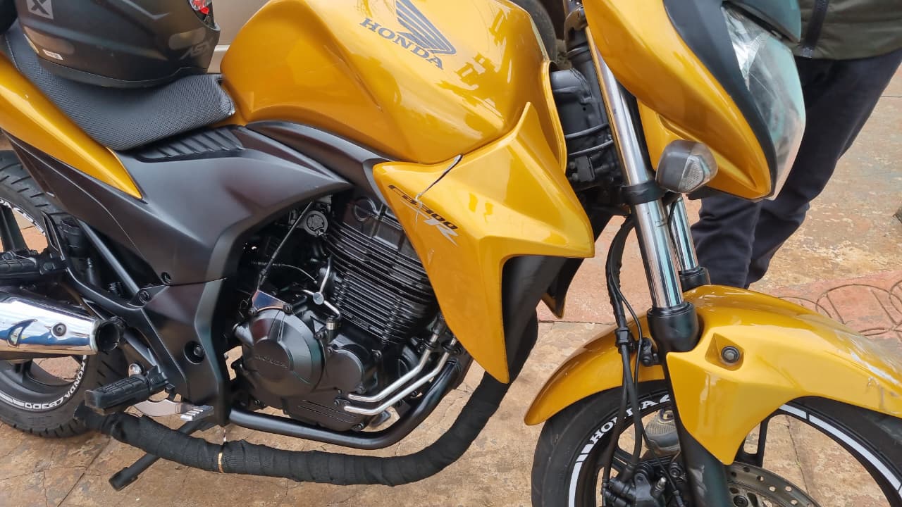 Motociclista sofre ferimento na região genital após acidente de trânsito no Cancelli