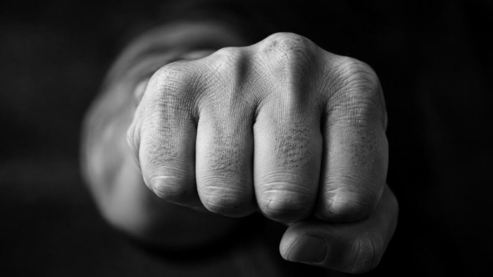 Imagem referente a Adolescente investigado por agressões em colégio estadual é apreendido no Esmeralda