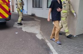 CONFUSÃO: Homem apanha de populares e fica ferido no Riviera CONFUSÃO: Homem apanha de populares e fica ferido no Riviera