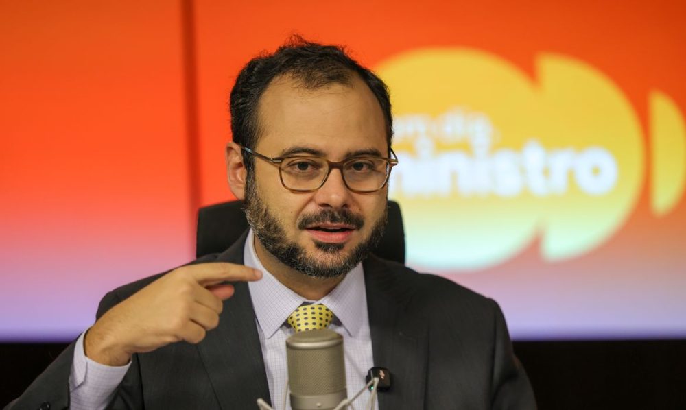 Perdão das dívidas de MEIs é medida fiscal “necessária”, diz ministro Imagem referente a Perdão das dívidas de MEIs é medida fiscal “necessária”, diz ministro