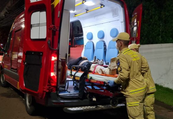 Homem sofre fratura no tornozelo durante confraternização no bairro Coqueiral Homem sofre fratura no tornozelo durante confraternização no bairro Coqueiral