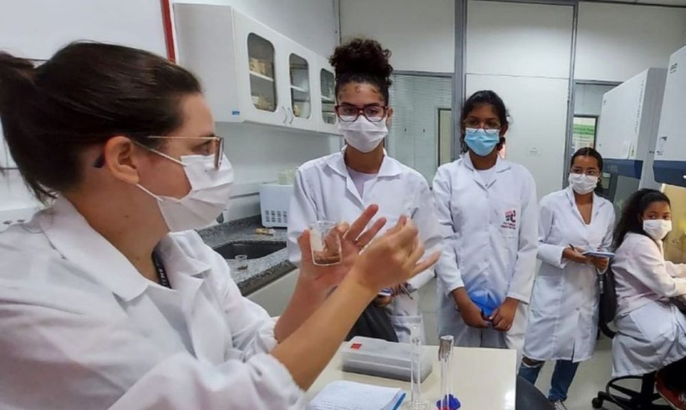 Inscrições para o Programa Futuras Cientistas vão até 6 novembro Imagem referente a Inscrições para o Programa Futuras Cientistas vão até 6 novembro